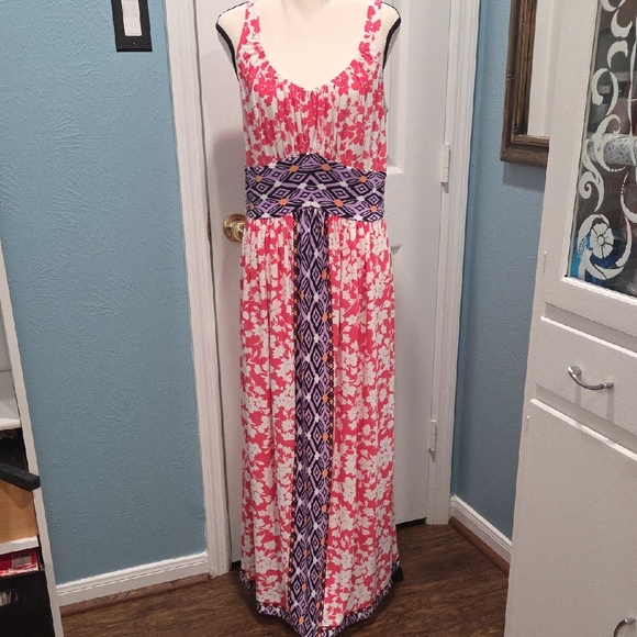 Floral Maxi Dress with Geometric Accents by London Times - Picture 1 of 8